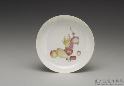 图片[2]-Dish with melon and fruit inside a polychrome yellow exterior in falangcai painted enamels, Qianlong reign (1736-1795), Qing dynasty-China Archive